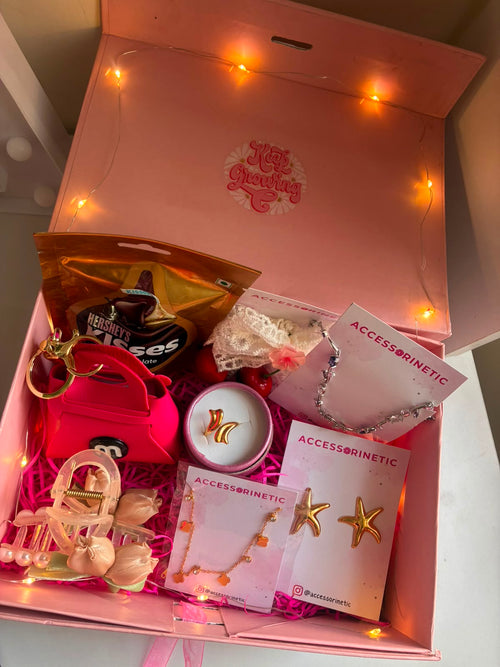 2. Rakshabandhan Gift Hamper Accessorinetic