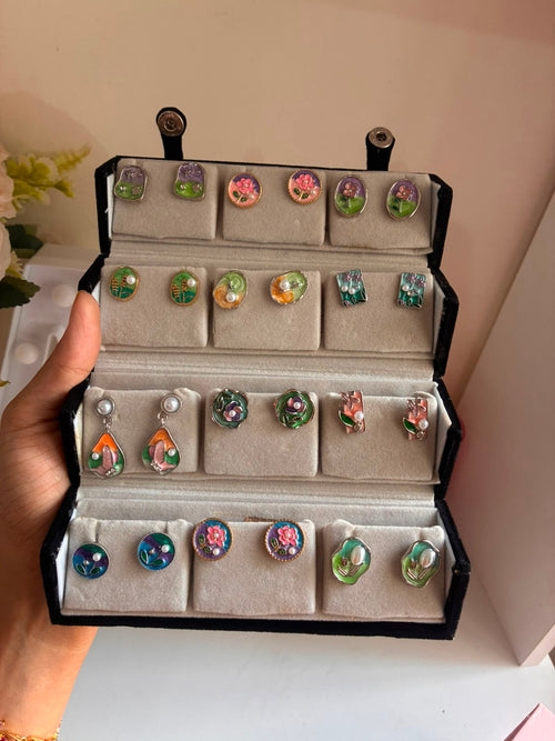 12 Pairs Floral Fashion Earrings Accessorinetic