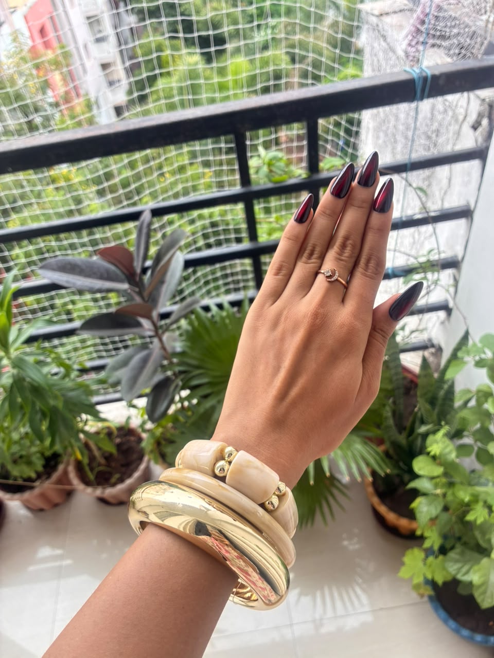 Stretchable Resin Bangles stack Accessorinetic