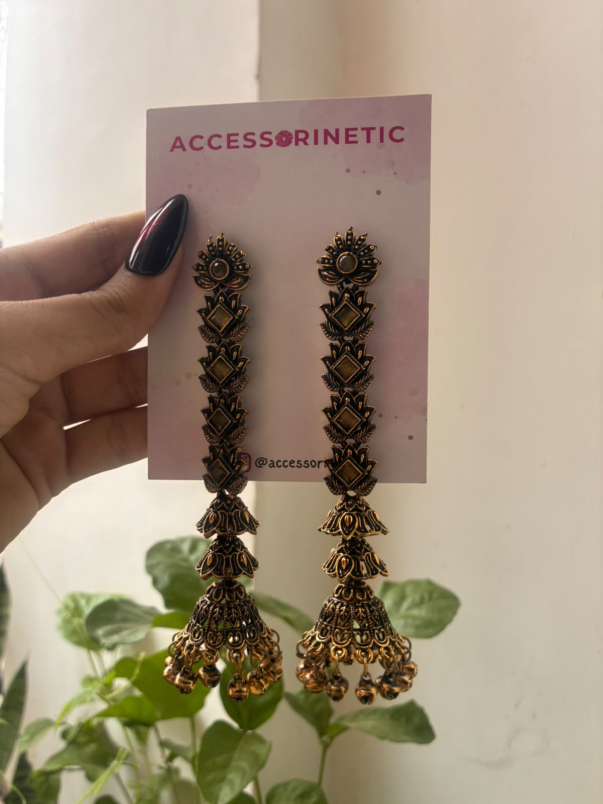 Noor Jhumki Earrings