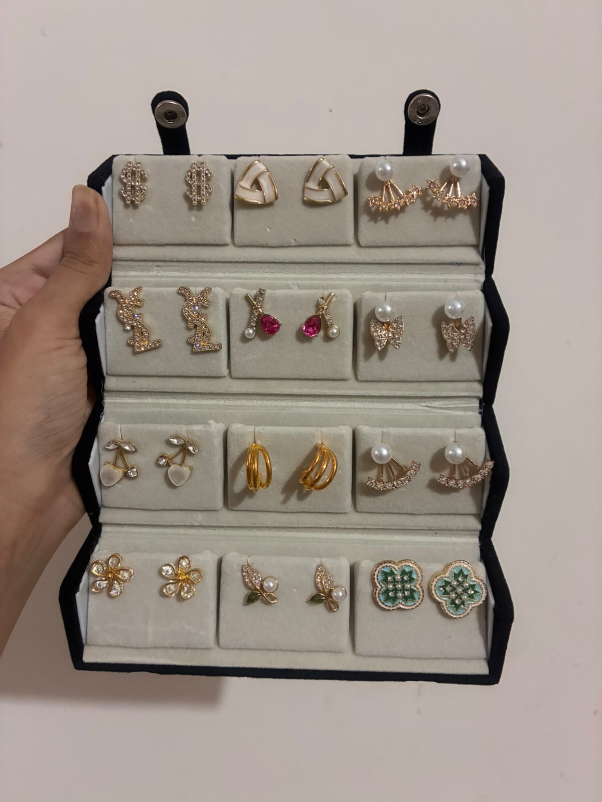 12 Pairs Floral Fashion Earrings