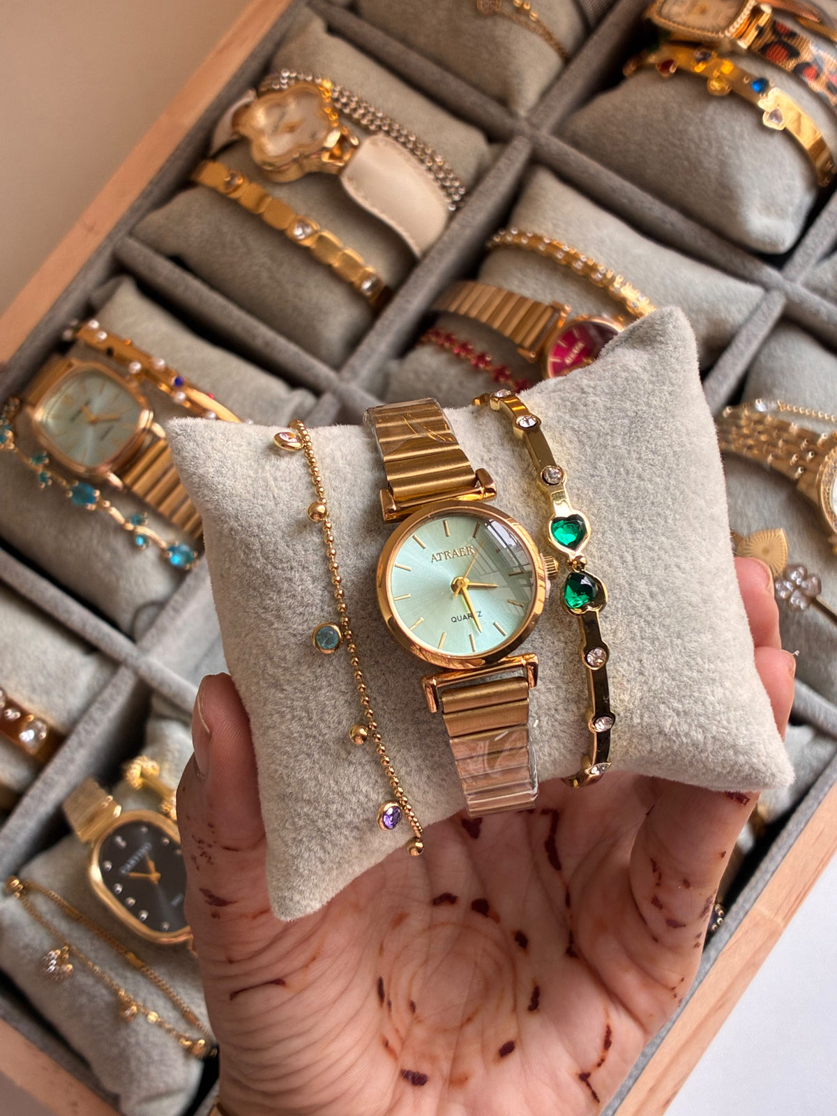 Emerald Muse Stack