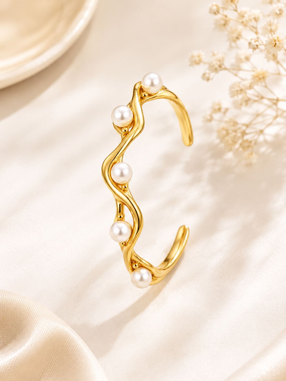 Pearl Wave Cuff