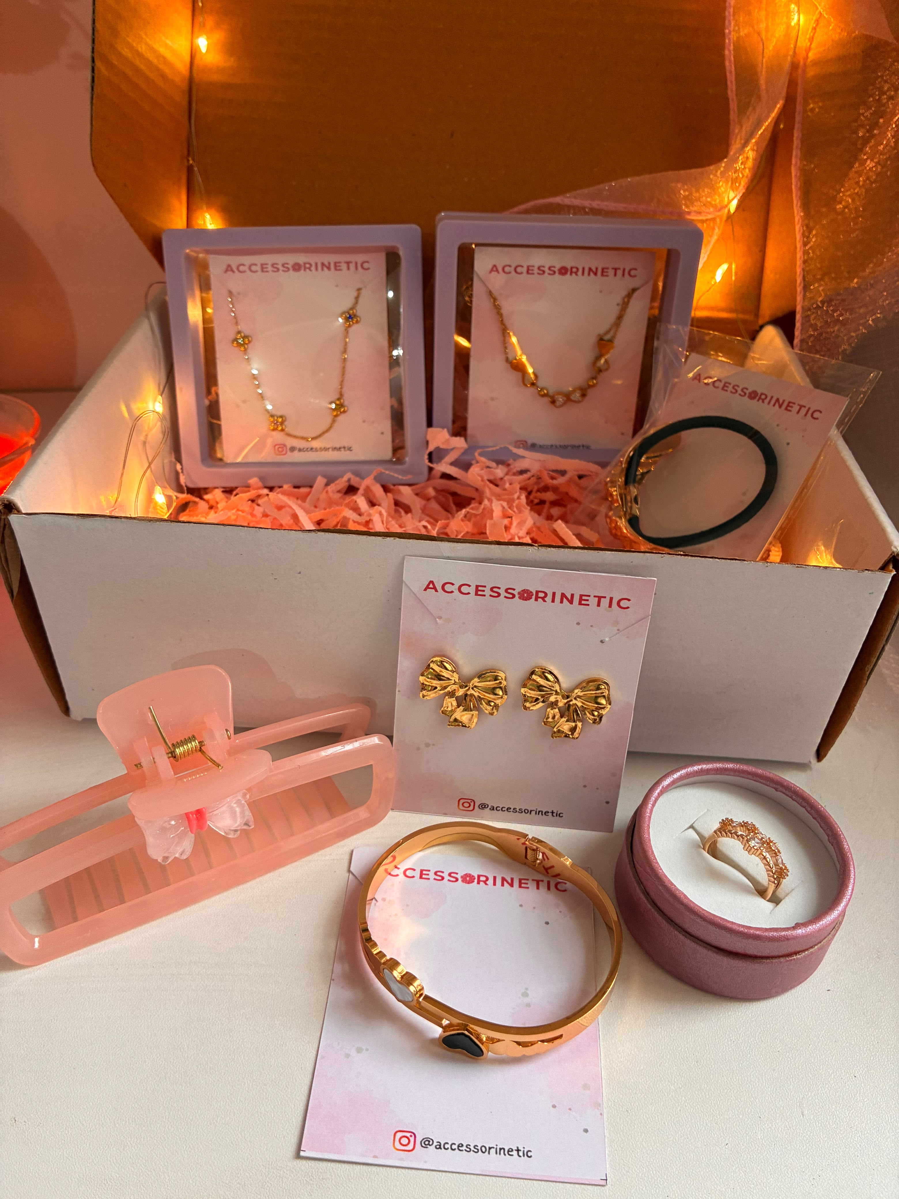 Light Hamper