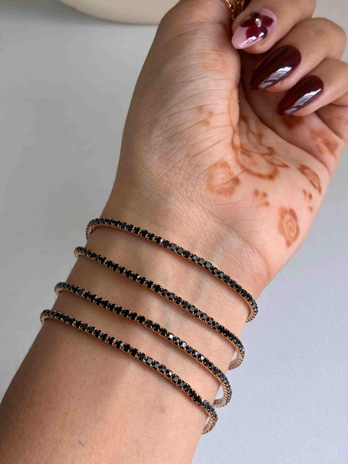 Black & Golden Stretchable Tennis bracelet (Single Piece) Accessorinetic